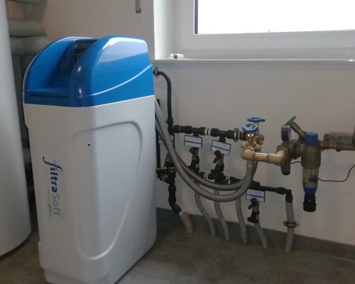 Basic 40 water softening system in the technical room